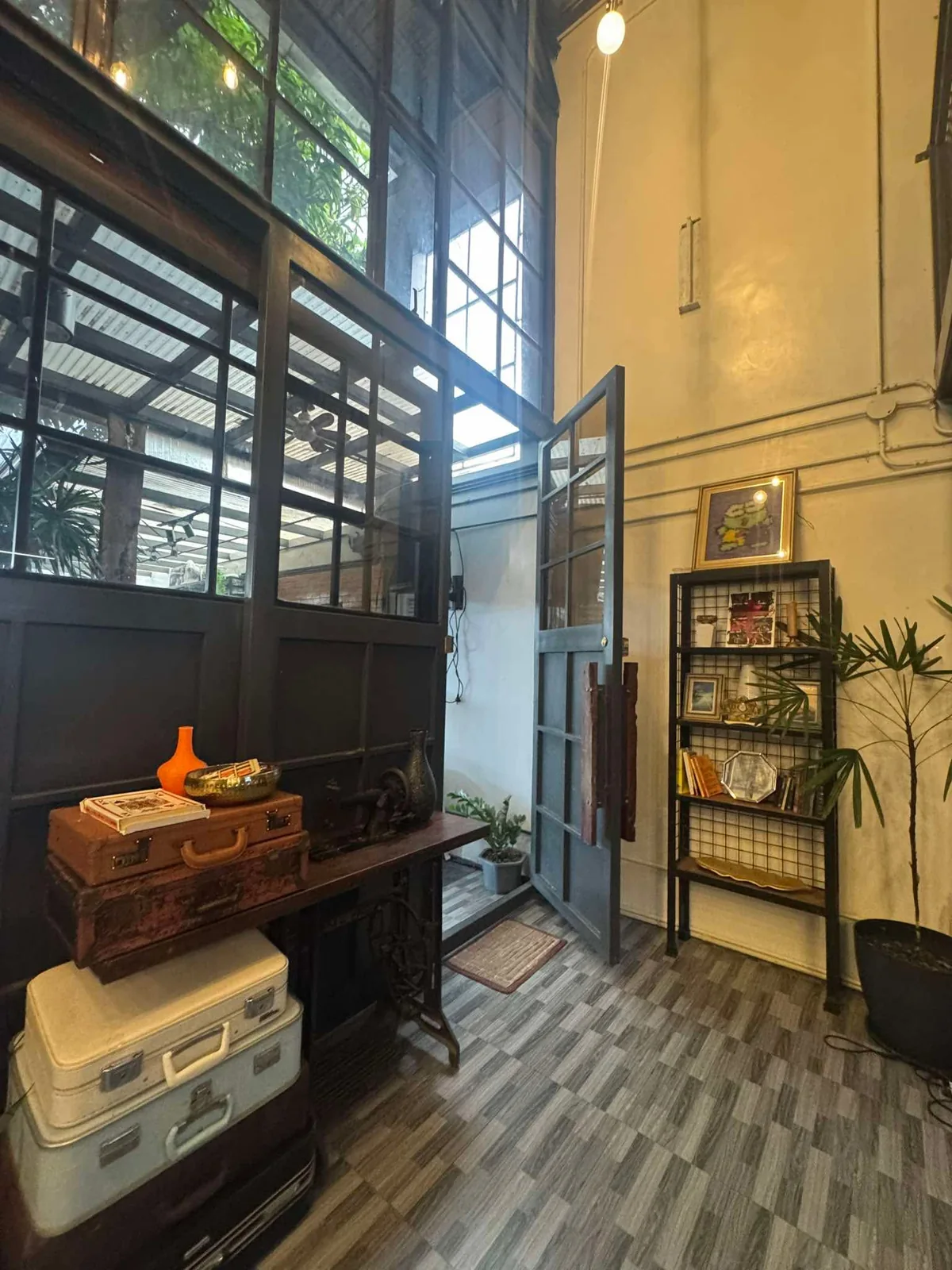 Vintage-Inspired Interior
