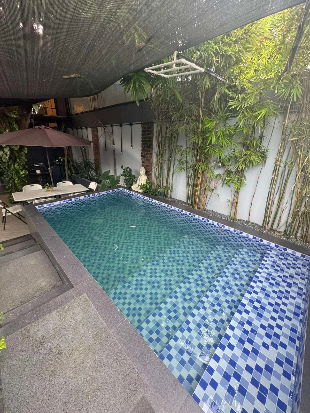 Private Pool Overview